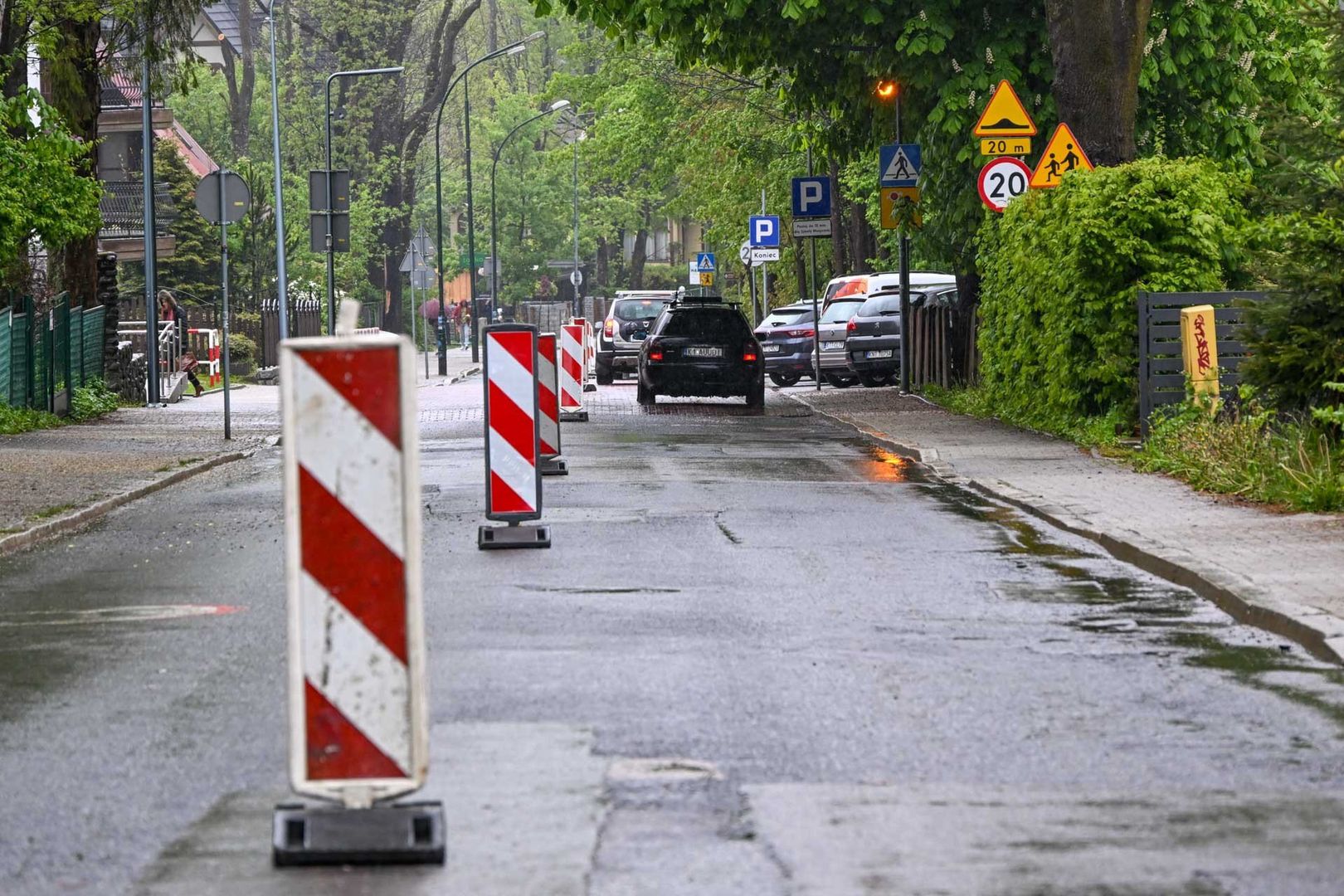 Remont ul. Sienkiewicza. Na razie tylko ustawiono znaki.