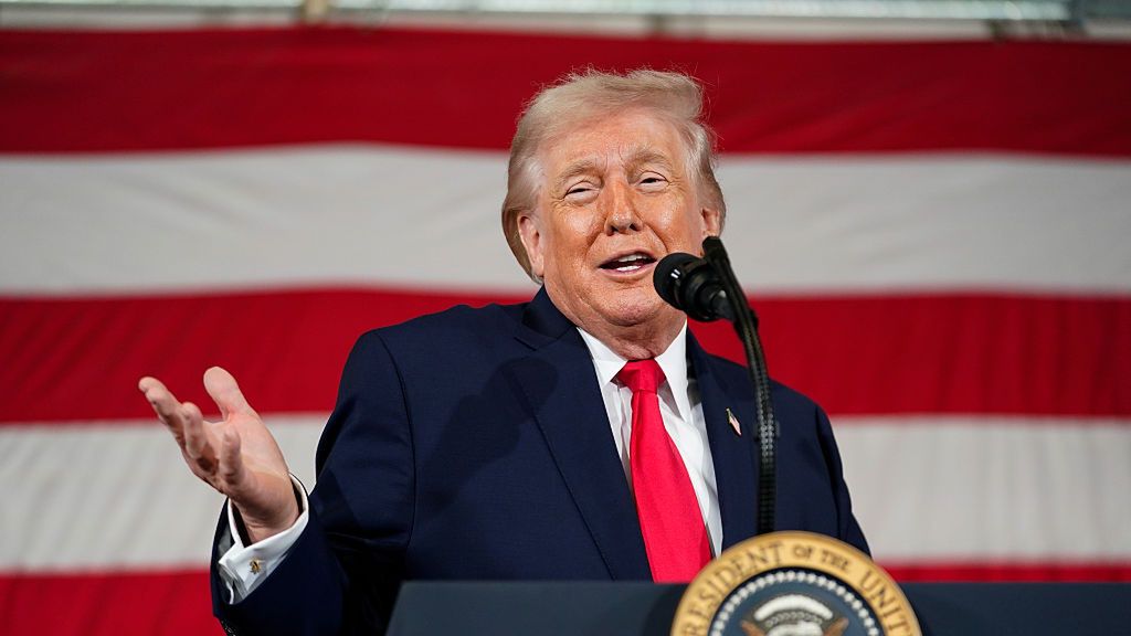 President Trump And First Lady Melania Trump Visit Fort Bragg In North Carolina
FORT BRAGG, NORTH CAROLINA - FEBRUARY 13: U.S. President Donald Trump speaks during a visit to the Fort Bragg U.S. Army base on February 13, 2026 in Fort Bragg, North Carolina. Trump visited the base to honor special forces involved in the military operation in Venezuela in early 2026. (Photo by Nathan Howard/Getty Images)
Nathan Howard
bestof, topix