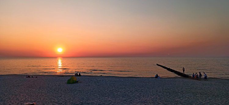 Nad polskim morzem każdy znajdzie coś dla siebie - i do jedzenia i do odwiedzenia