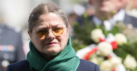 Krystyna Pawłowicz zaatakowała życzenia świąteczne Donalda Tuska. "Psie głosy nie idą po niebiosy"