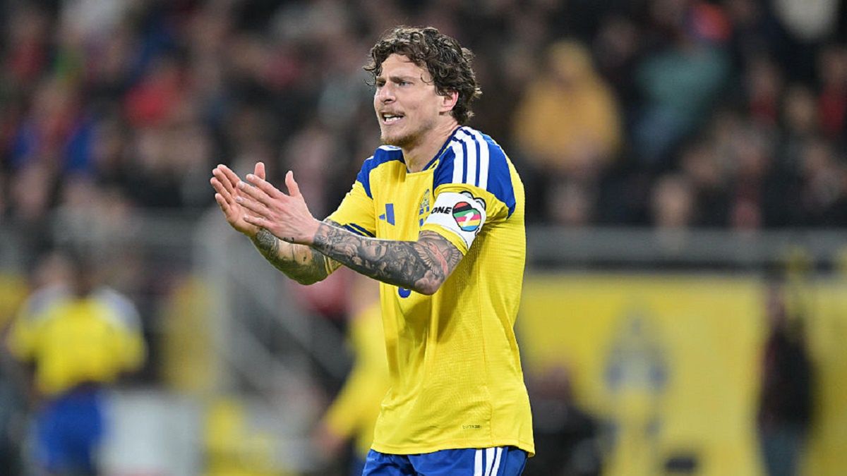 Sweden v Poland - FIFA World Cup 2026 European Qualifiers KO play-offs
SOLNA, SWEDEN - MARCH 31: Victor Lindelof of the Sweden national team reacts during the FIFA World Cup 2026 European Qualifiers KO play-offs match between Sweden and Poland at Strawberry Arena on March 31, 2026 in Solna, Sweden. (Photo by Sebastian Frej/Getty Images)
Sebastian Frej