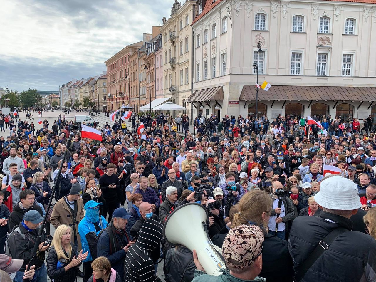 Warszawa. Protest antycovidowców