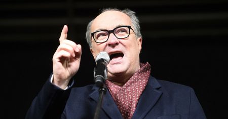 Okrzyki do Czarzastego na proteście. Zareagował natychmiast