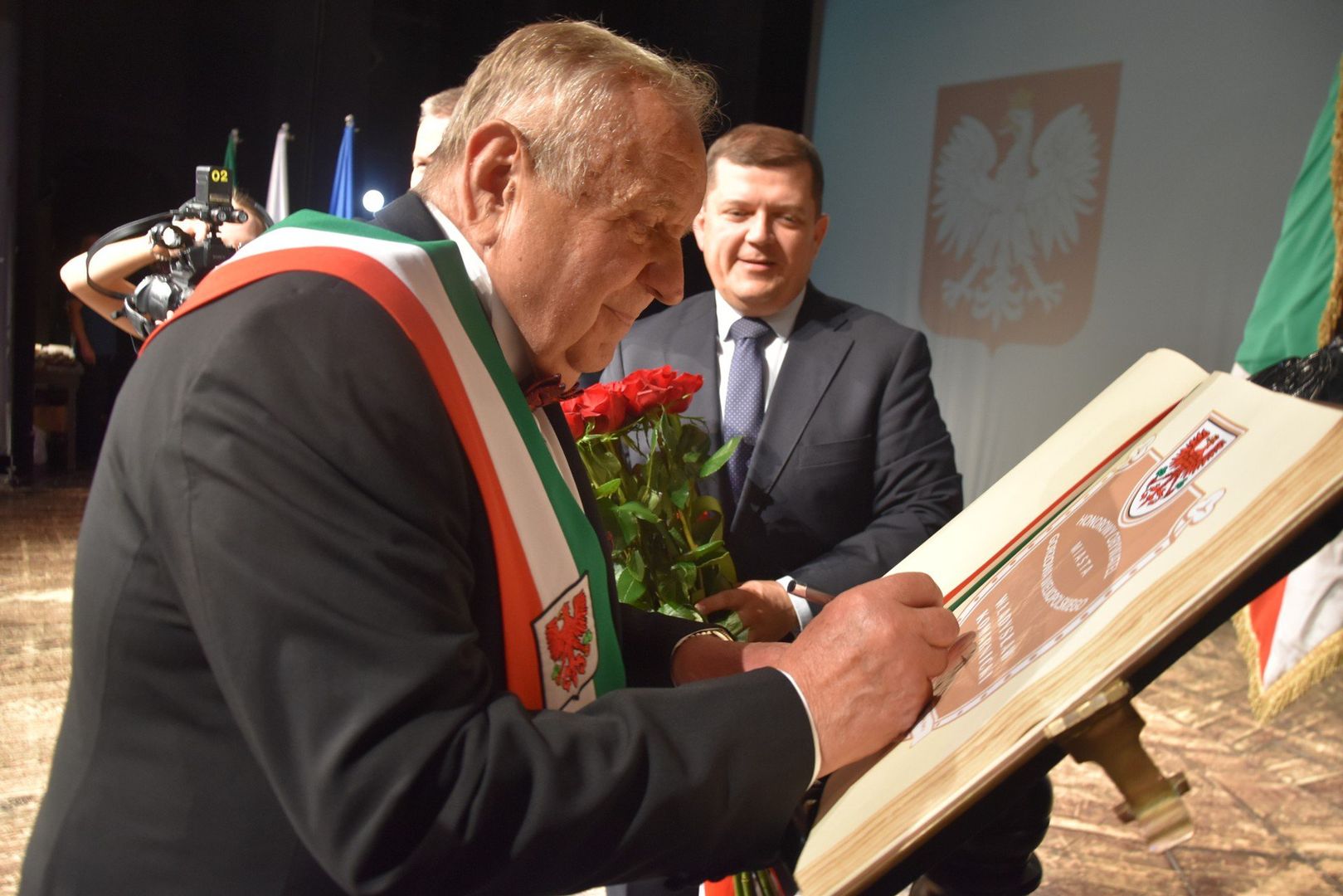 Władysław Komarnicki to 21. honorowy obywatel Gorzowa w powojennej historii miasta. Tytuł przyznawany jest od 1998.