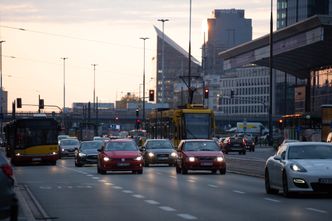 Rząd się ugiął w kwestii rejestracji samochodu. Wydłuży terminy