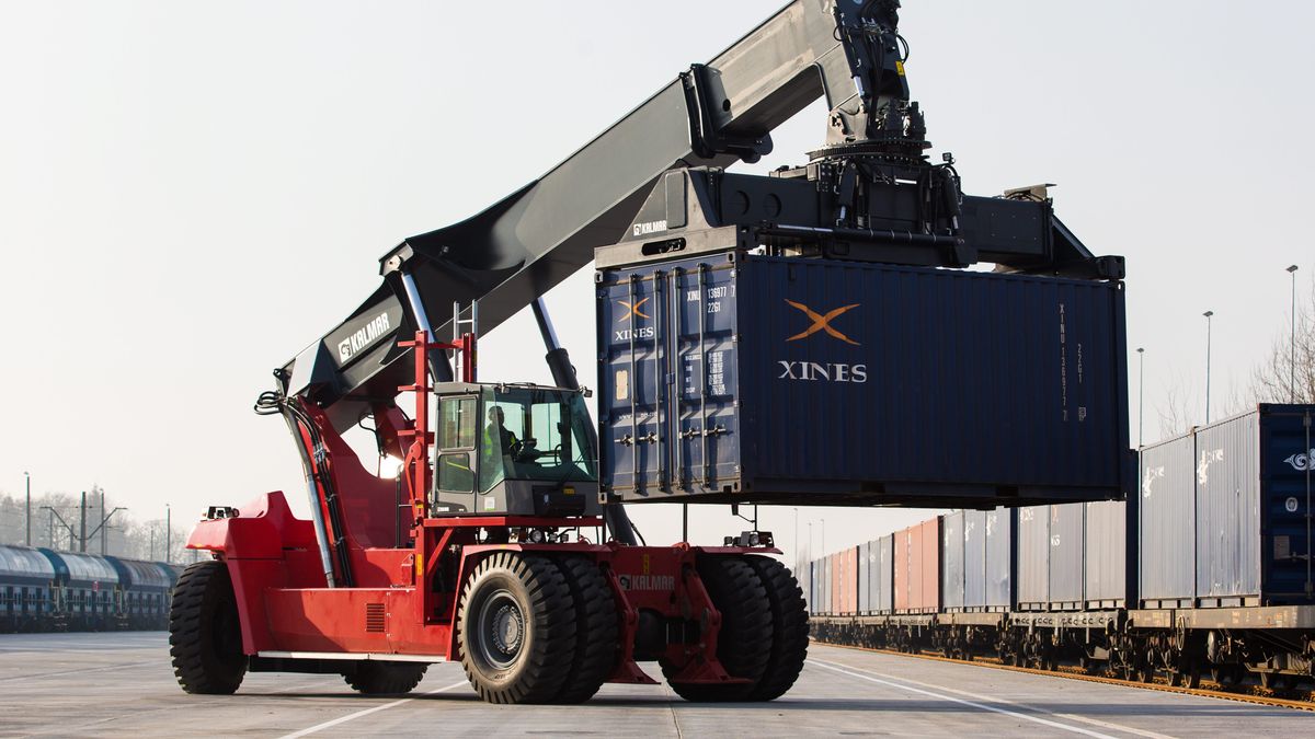 Branża logistyczna ostrzega, że na nowym podatku ucierpi transport intermodalny