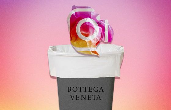 Bottega Veneta wycofała się z social mediów. „Brak szerokiej dostępności zwiększa ekskluzywność marki”