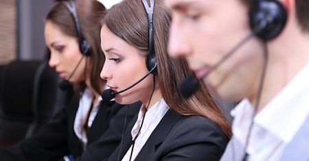 Męczą cię telemarketerzy? Powiedz to jedno zdanie, a natychmiast się rozłączą
