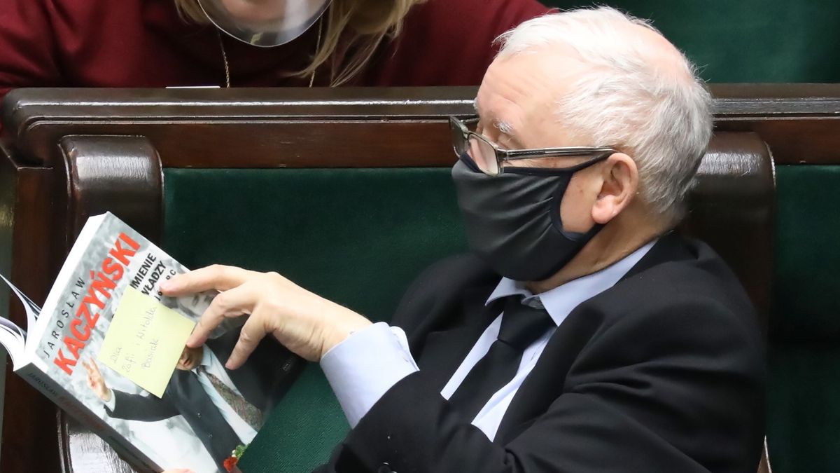 Jarosław Kaczyński czternastej emerytury nie dostanie. 