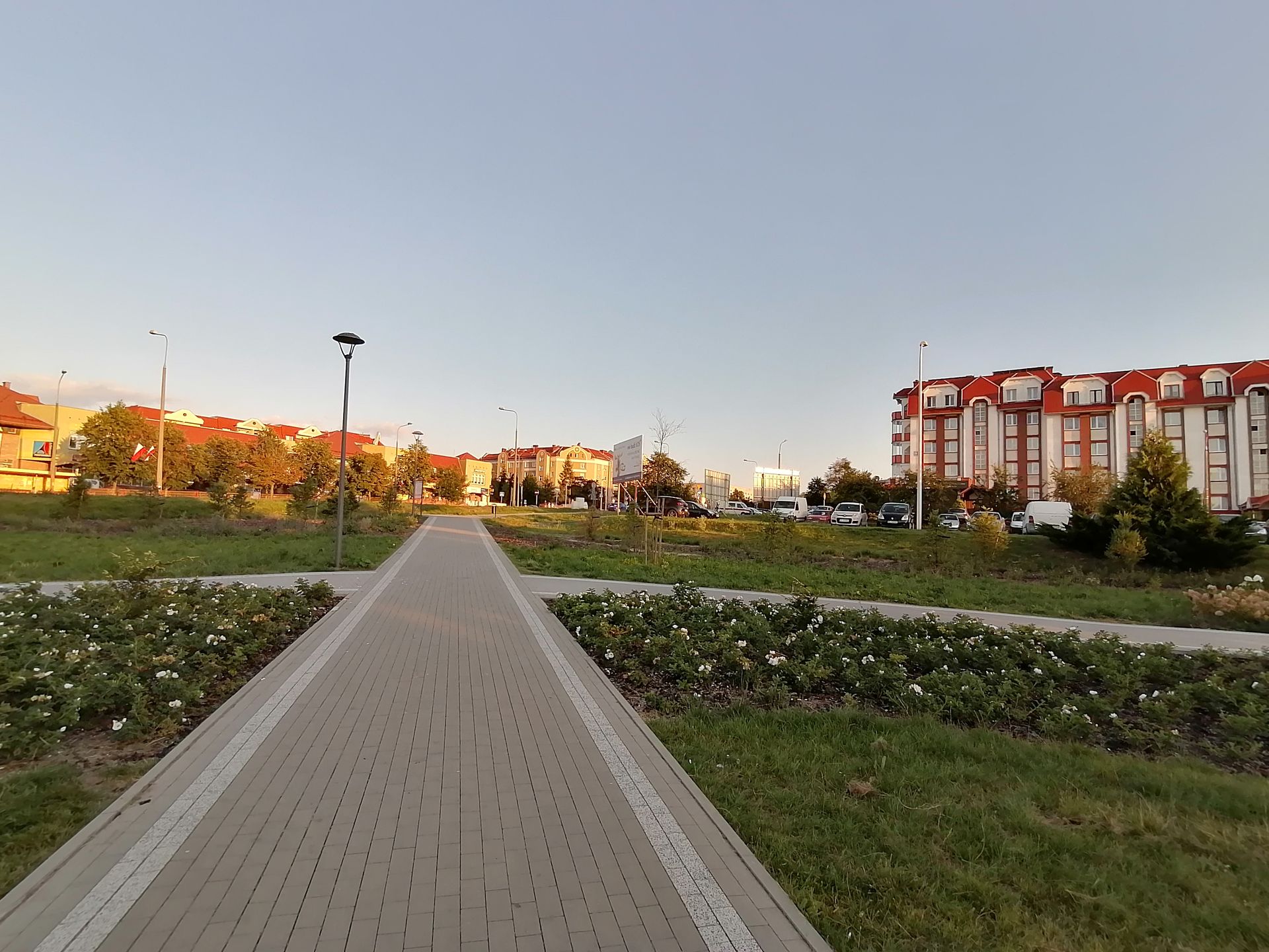 Huawei P40 lite E: test taniego chińczyka bez aplikacji Google 34