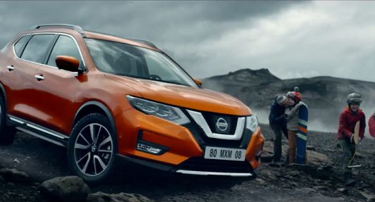 Nowy Nissan X-Trail reklamowany jako „partner rodzinnych wyzwań” (wideo)