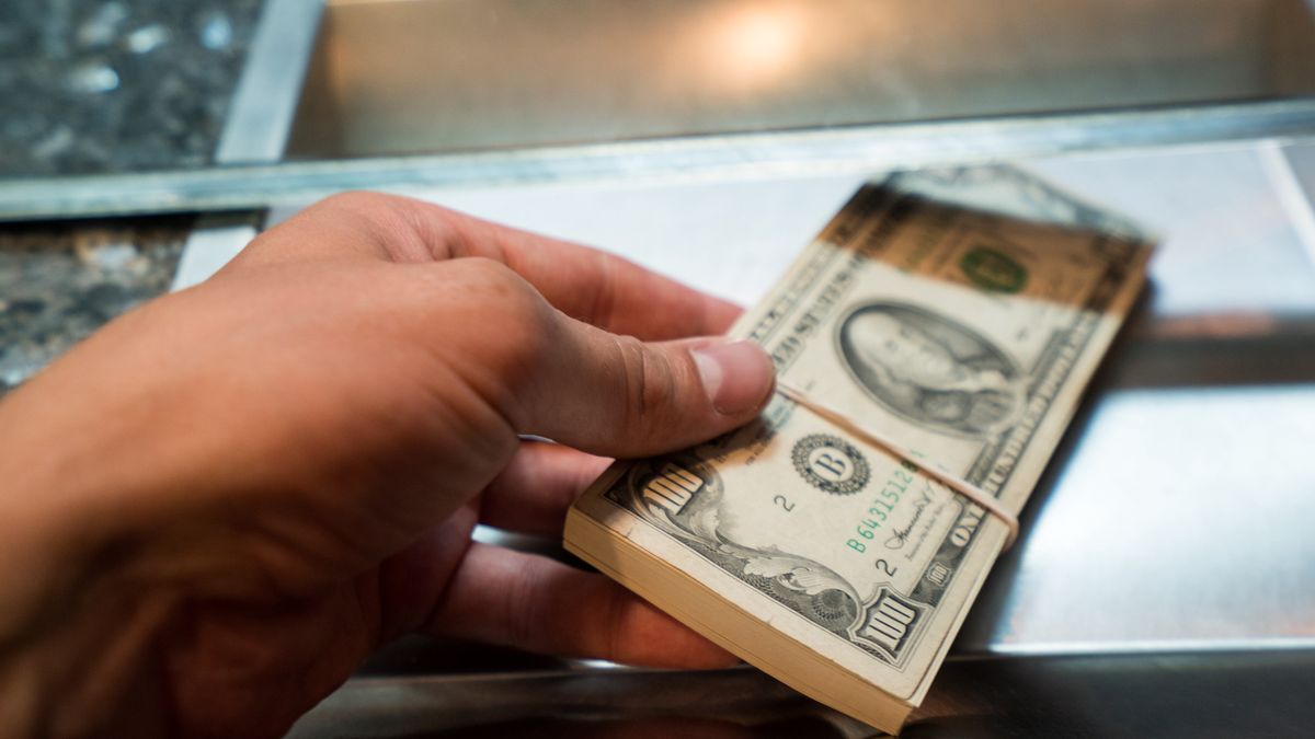 dolar dolary waluta kantor waluty pieniądze