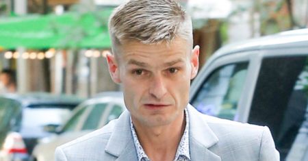Tomasz Komenda zostawił po sobie miliony i TRZY MIESZKANIA. Nie zapisał ich dla syna. Rodzina walczyła o majątek w sądzie