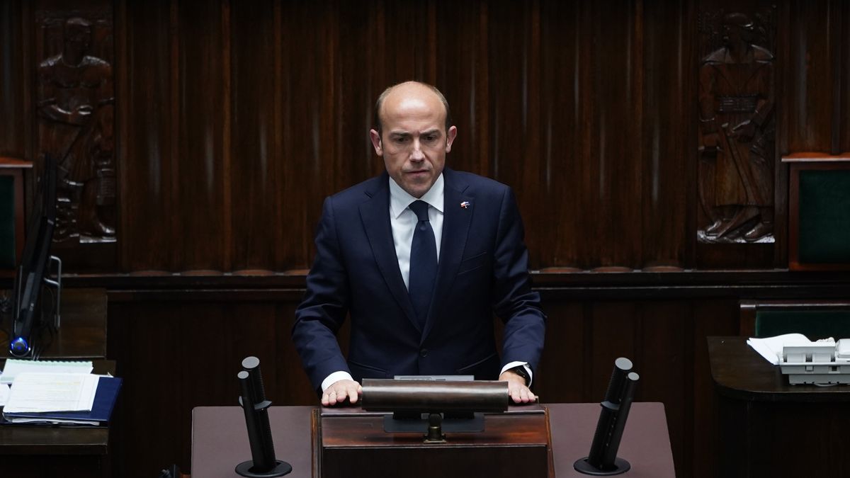 Borys Budka (PO) during the 48th session of the Sejm (lower house) in Warsaw, Poland, on 8 February 2022 (Photo by Mateusz Wlodarczyk/NurPhoto via Getty Images)