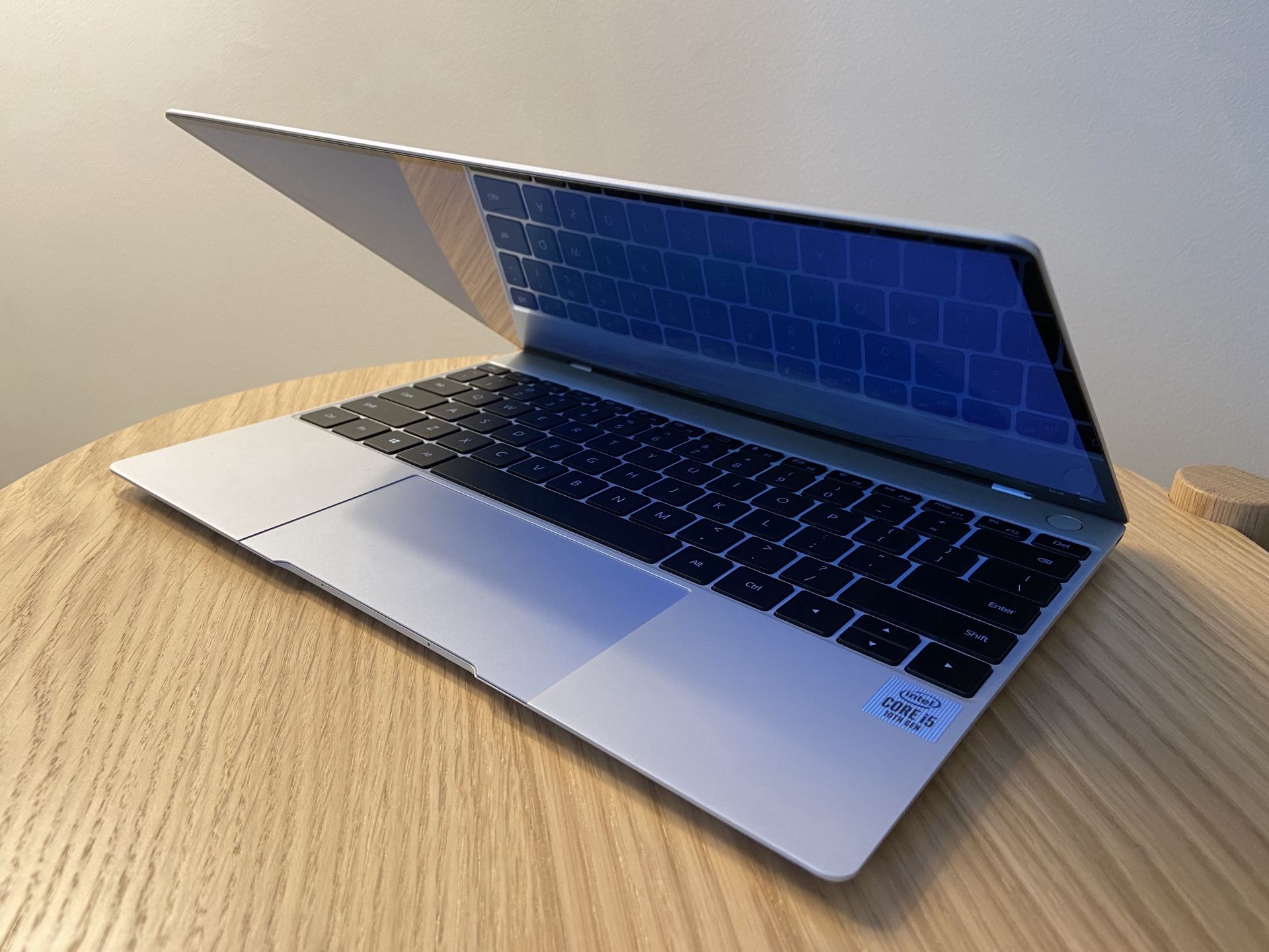 Huawei Matebook X - koniec ze zrywającym się internetem