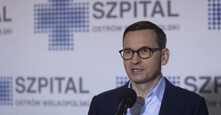 Burza po wpisie premiera. Morawiecki chwalił się kolacją z żoną