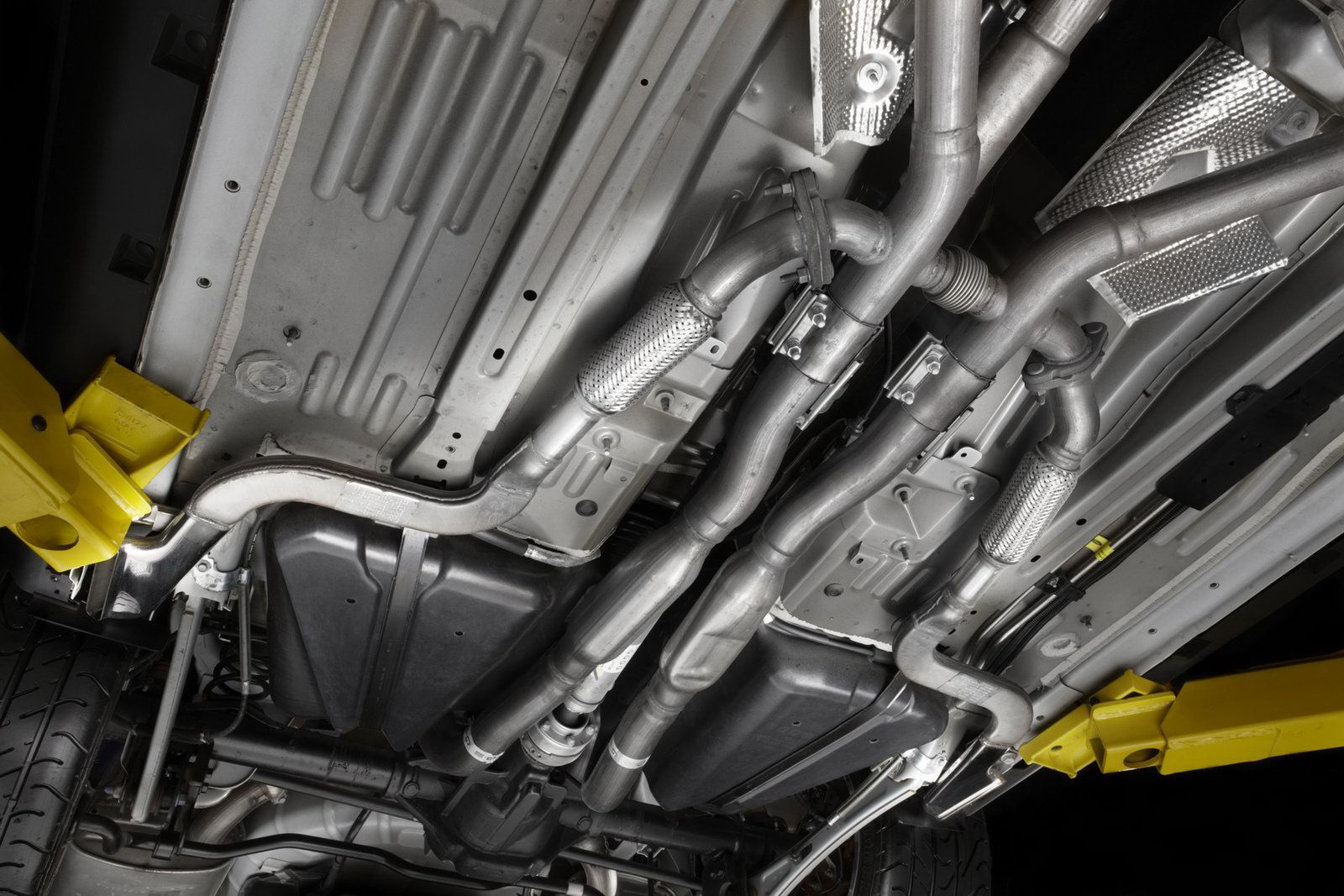 2012-Ford-Mustang-Boss-122