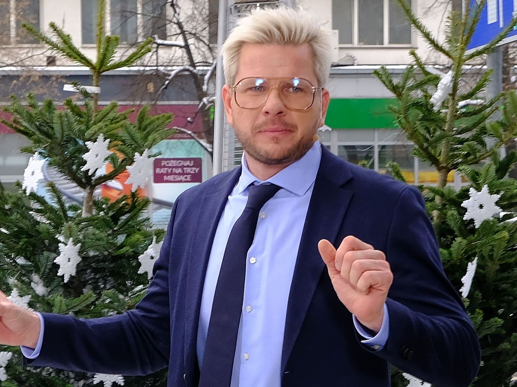 Filip Chajzer zaprasza "przyjaciół" do domku na Mazurach