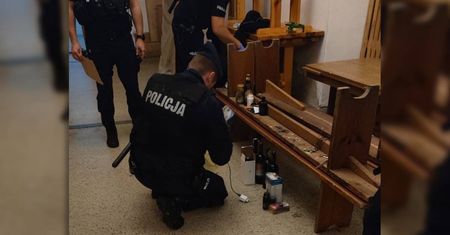 Duchownego zaniepokoiły hałasy dobiegające z plebanii, wezwał na miejsce policję. W środku był złodziej