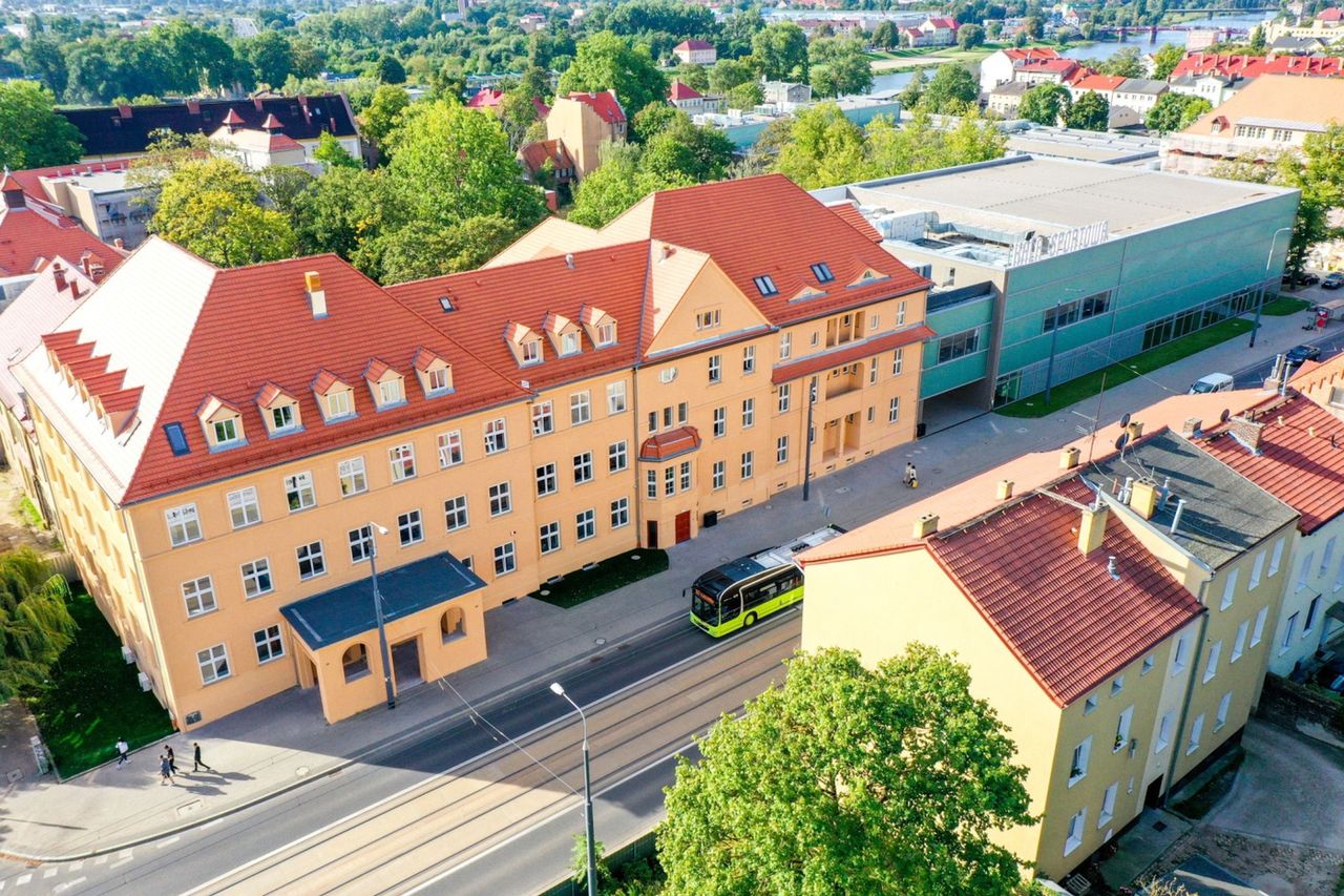 Gorzów: Rodzice chcą pierwszeństwa dla dzieci ze swojego miasta. 250 uczniów nie dostało się do szkół średnich