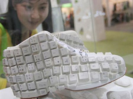 Computer-Keyboard-Shoes