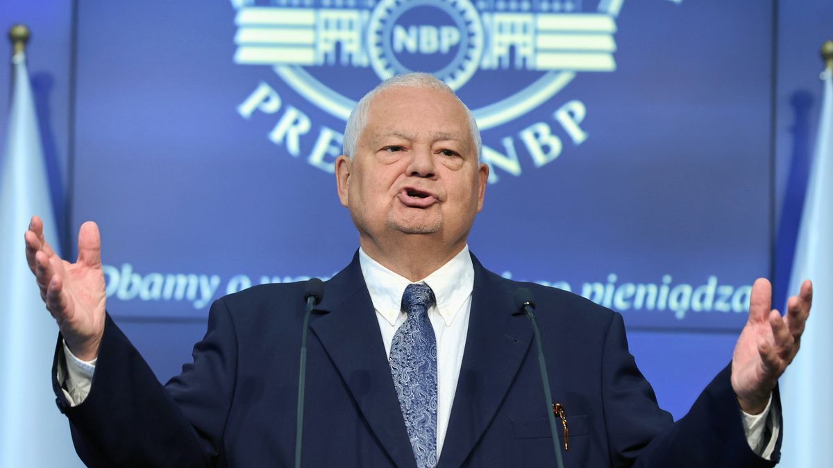 Konferencja prasowa Adam Glapinskiego w Warszawie
06.10.2022 Warszawa , ulica Swietokrzyska . NArodowy Bank Polski . Prezes Narodowego Banku Polskiego Adam Glapinski podczas konferencji prasowej . 
Fot. Kuba Atys / Agencja Wyborcza.pl
Fot. Kuba Atys / Agencja Wyborcza.pl
nbp, finanse, pis, inflacja, konferencje, prasowa, /FR/