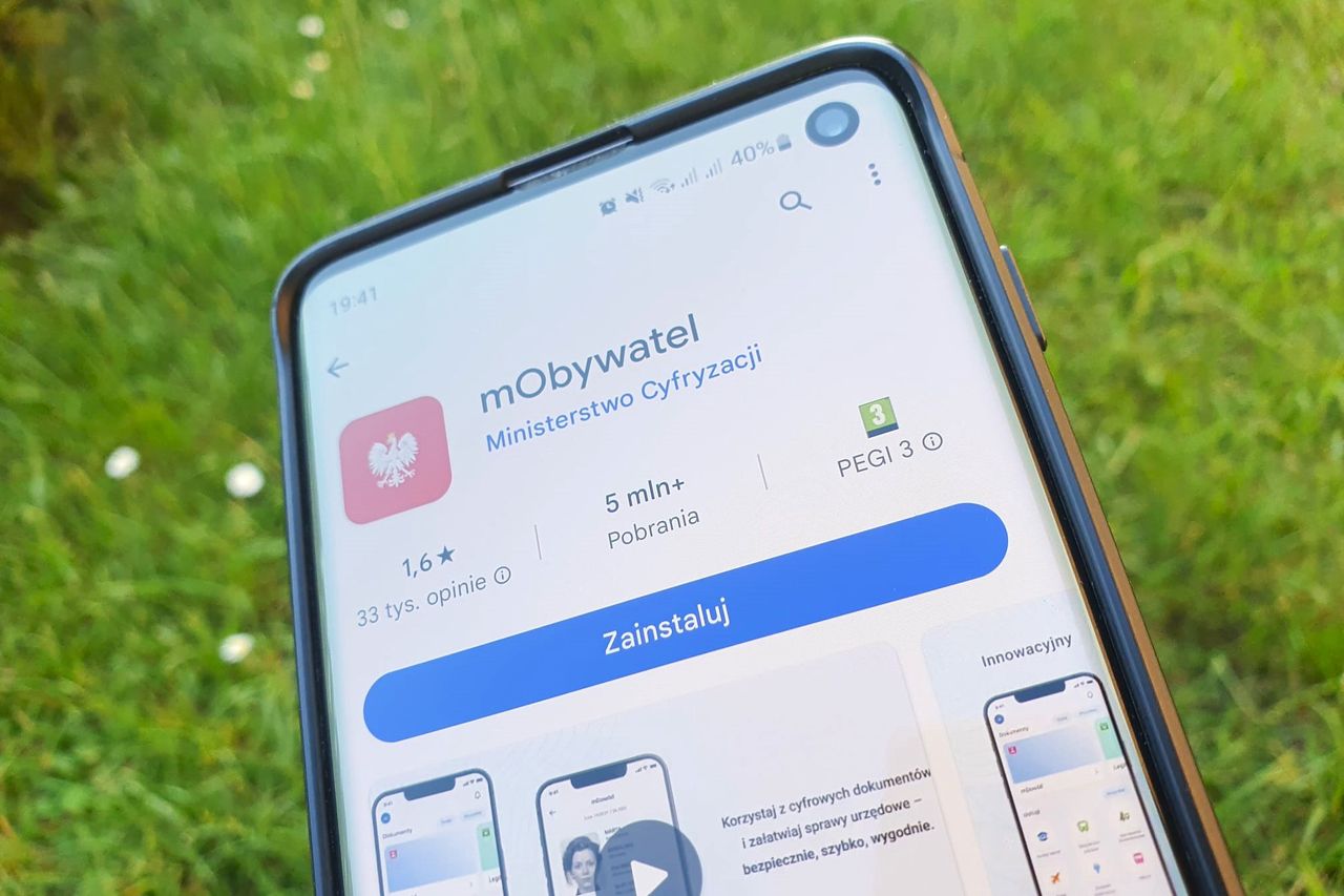 Nowe dokumenty w mObywatelu. Skorzysta 200 tys. Polaków