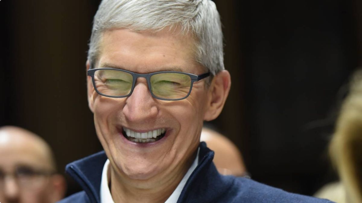 Na jesiennej konferencji Apple na pewno pojawi się Tim Cook