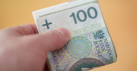 Ekspertka finansowa mówi, jak zarządzać pieniędzmi w czasie recesji. Oto 8 zasad