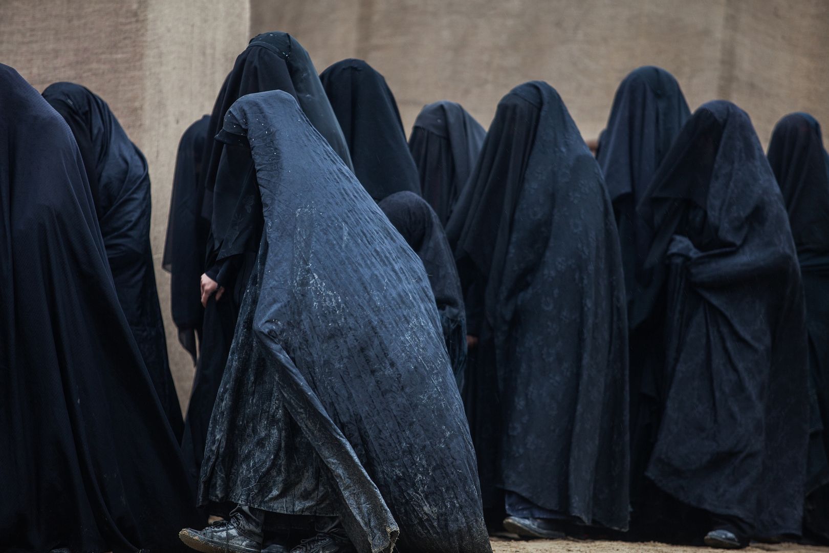 Zatwierdzili zakaz noszenia burki. "Zagrożenie dla bezpieczeństwa narodowego"