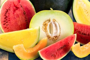 Czy arbuz nawadnia lepiej niż melon? Wiele osób ma błędne przekonanie