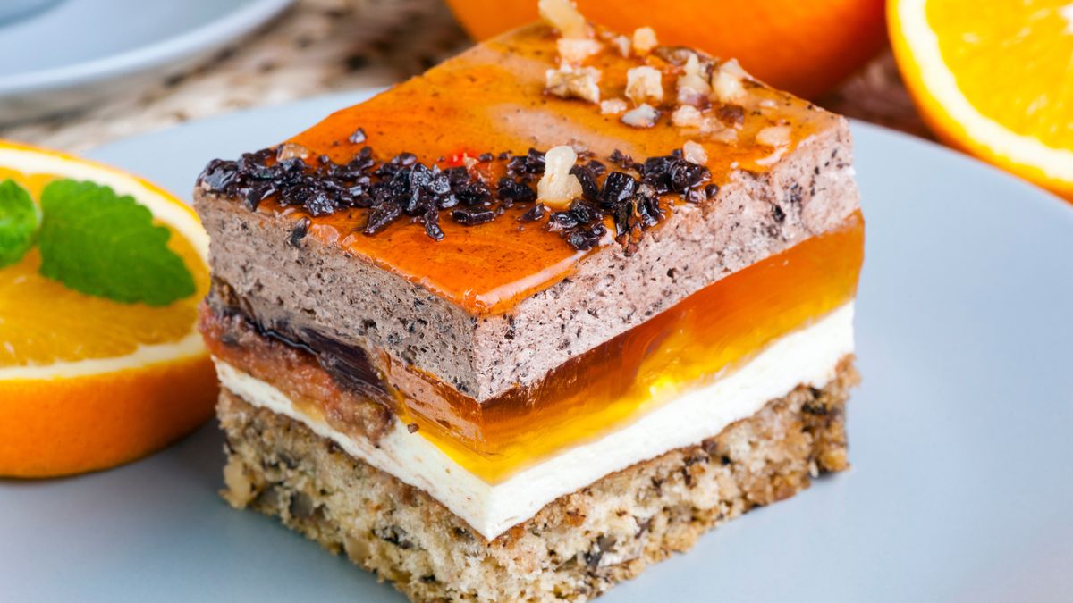 Każda warstwa tego ciasta smakuje doskonale