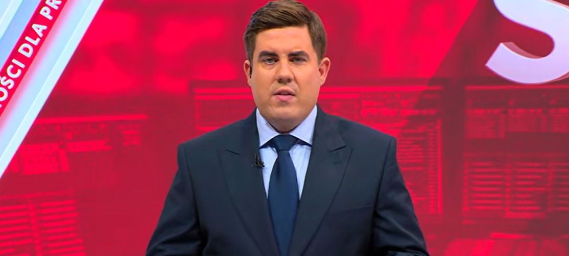 Dziennikarz prawicowej stacji Newsmax Polska Karol Gac