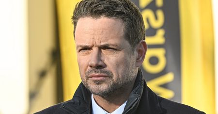 "Ludzie też to widzą". Jest apel do Trzaskowskiego ws. 800+ i policji