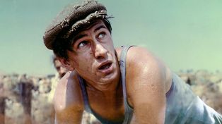 Komunistom się nie udało. Został zakazany dopiero za czasów PiS