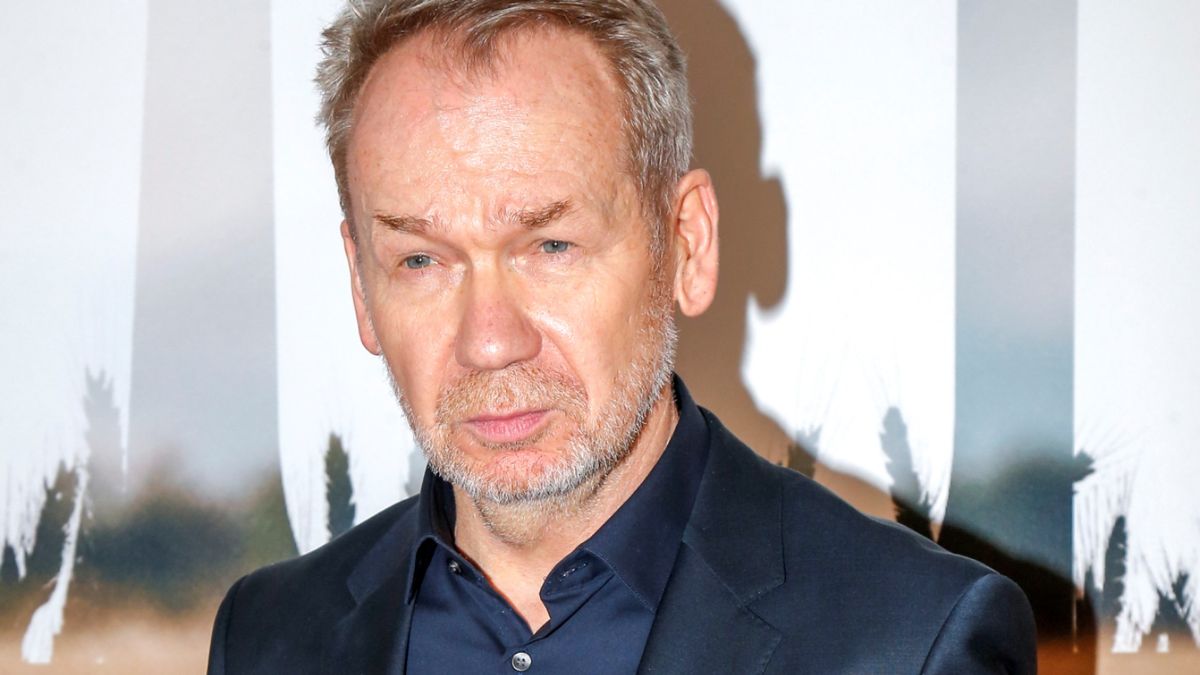 film, luty 2024, oczy niebieskie, premiera, Sami Swoi, zarost, zarost siwy