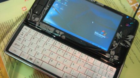 UMPC z Atomem i 3.5G 1