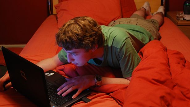 W skrócie: FarmVille 2, największy hamburger świata, kolor sypialni a seks 1