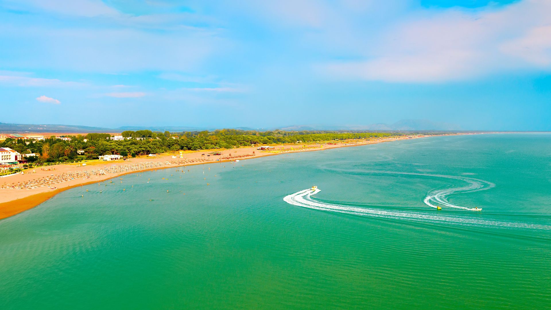 Plaża w Ulcinj ma azż 8 km