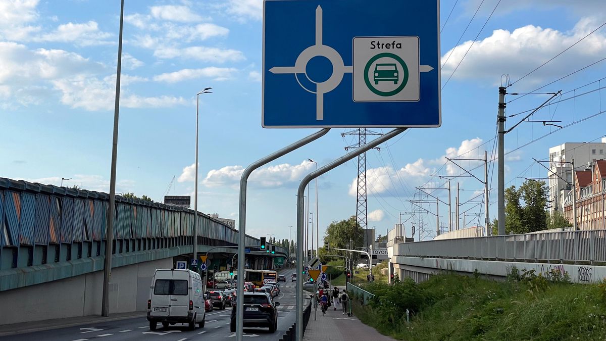 Znak strefy czystego transportu