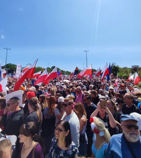 Marsz 4 czerwca w Warszawie
