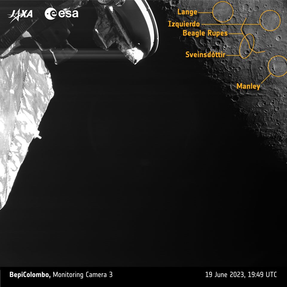 Powierzchnia Merkurego widziana z kamery monitorującej nr 3 na pokładzie sondy BepiColombo.