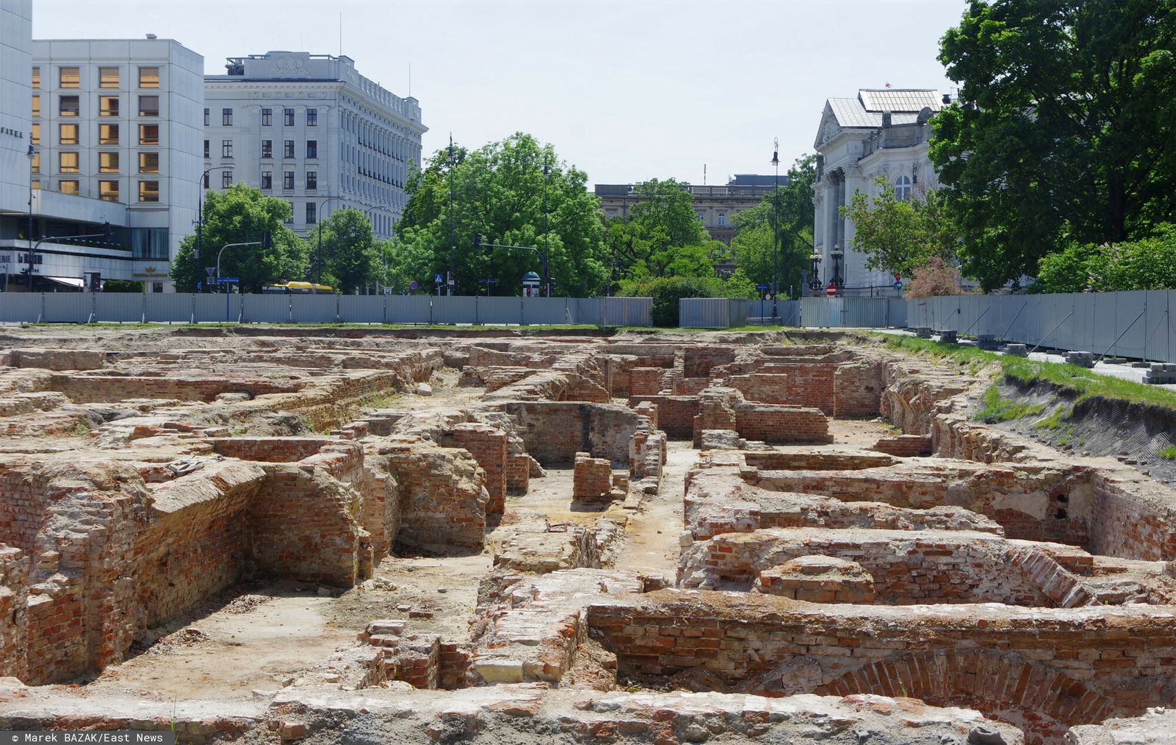 Archeolodzy prowadzą badania w miejscu dawnego Pałacu Brühla