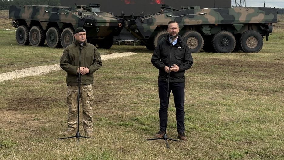 Władysław Kosiniak-Kamysz podczas konferencji prasowej w Orzyszu