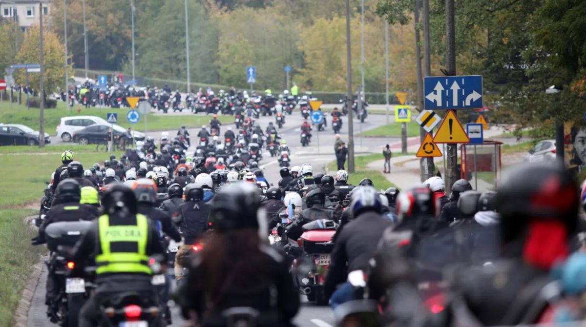 Wielka parada motocykli na rozpoczęcie sezonu w Gorzowie.