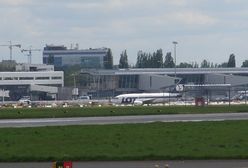 Wypadek na lotnisku Chopina. Dwie osoby ranne