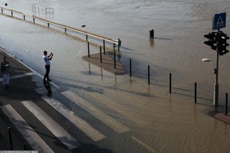 Budapeszt przygotowuje się. Nadchodzi fala kulminacyjna na Dunaju