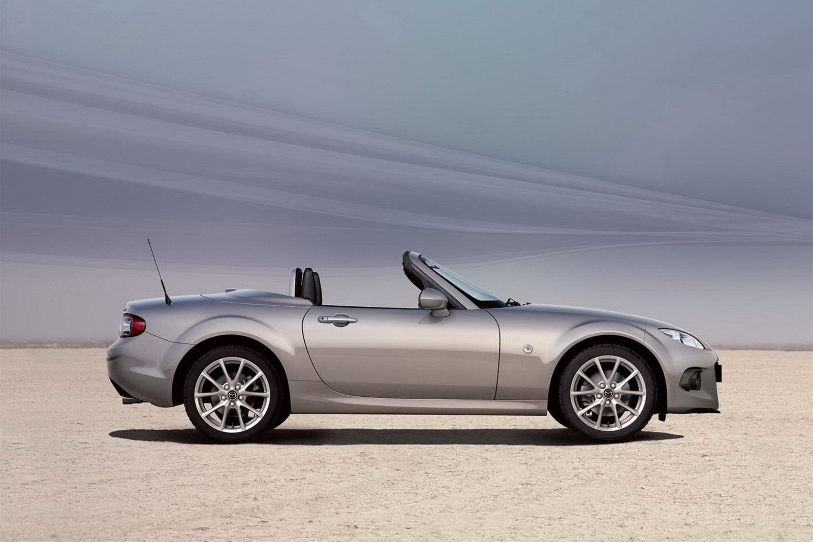 2013 Mazda MX-5 - kultowy roadster po kuracji odmładzającej [galeria] 28
