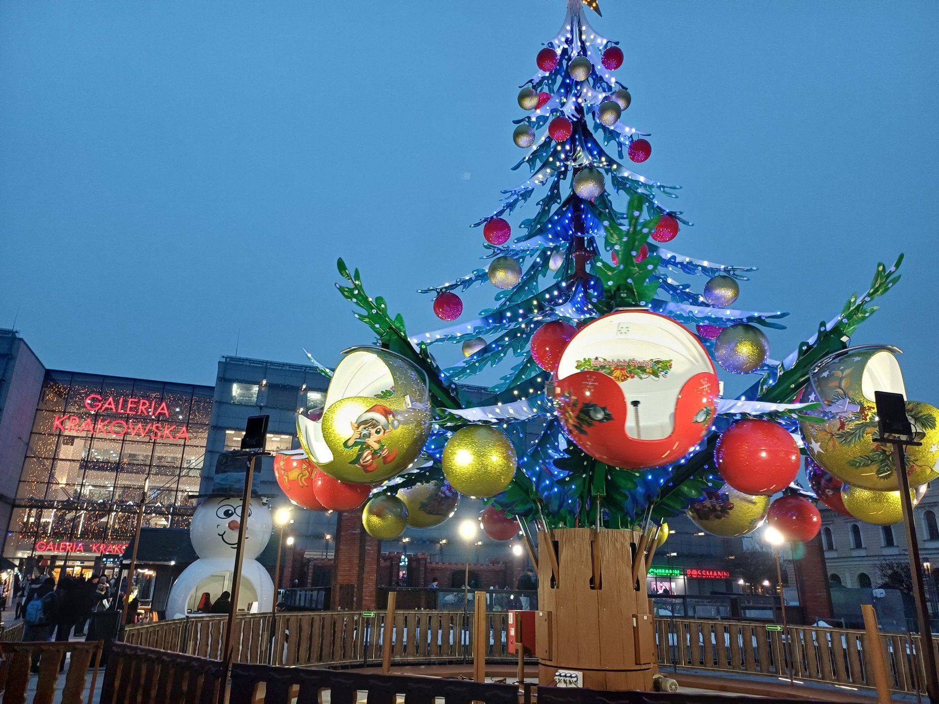 Galicyjski Kiermasz Adwentowy na placu Nowaka-Jeziorańskiego