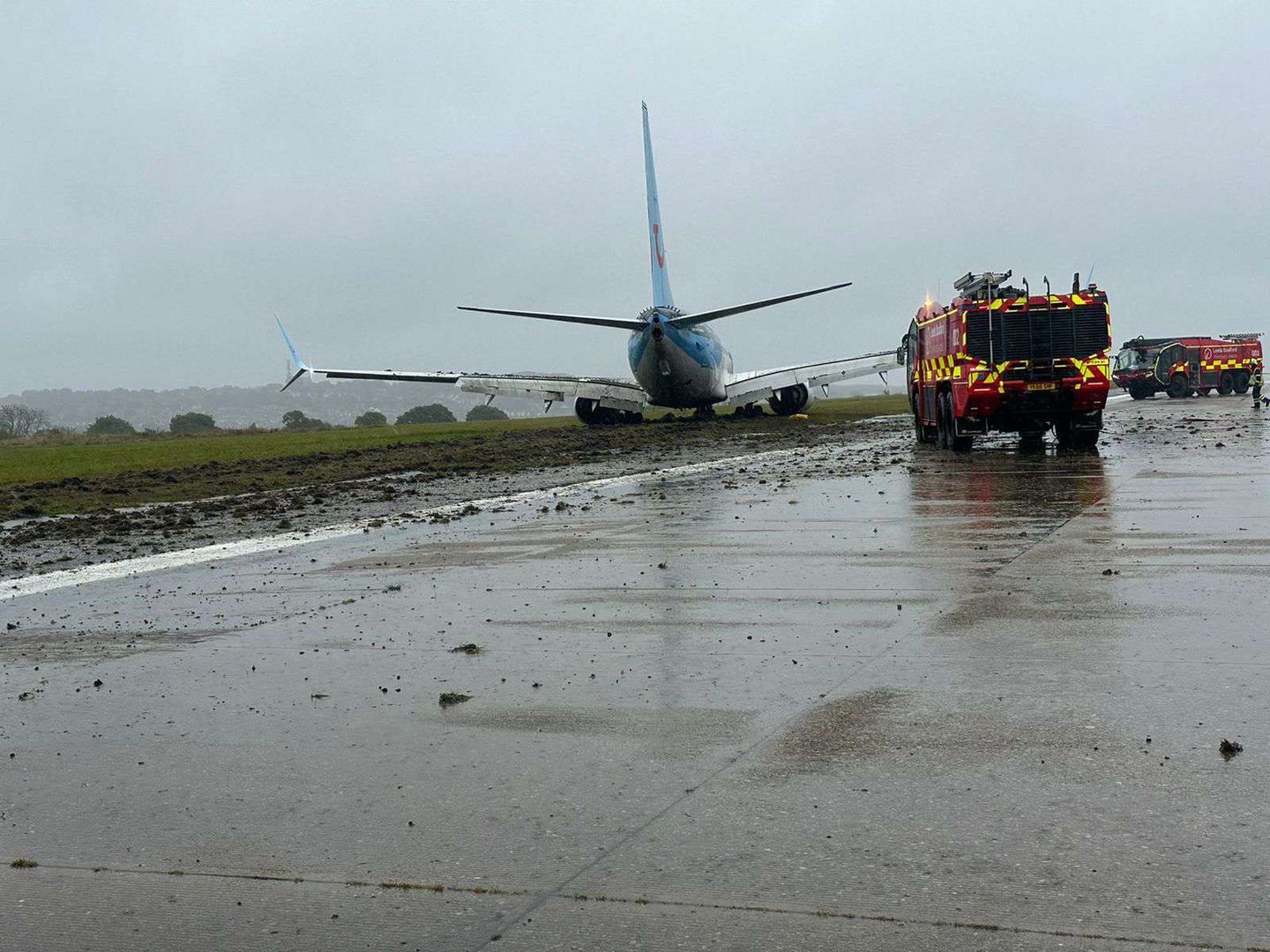 Samolot wypadł z pasa przy lądowaniu. Pasażerowie byli przerażeni